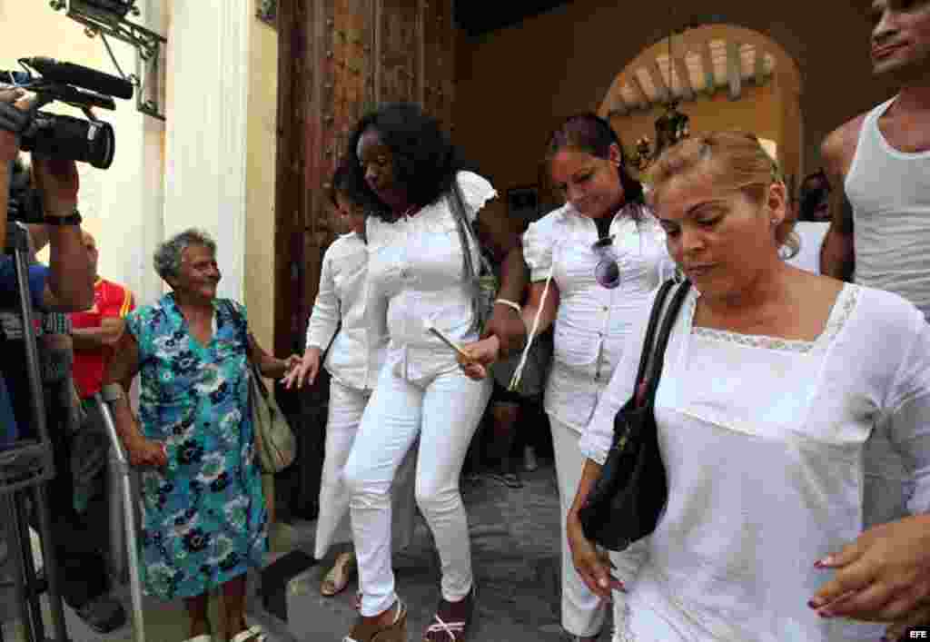  “Fue un diálogo muy abierto y nos vamos muy contentas”, dijeron las Damas al salir del Arzobispado.