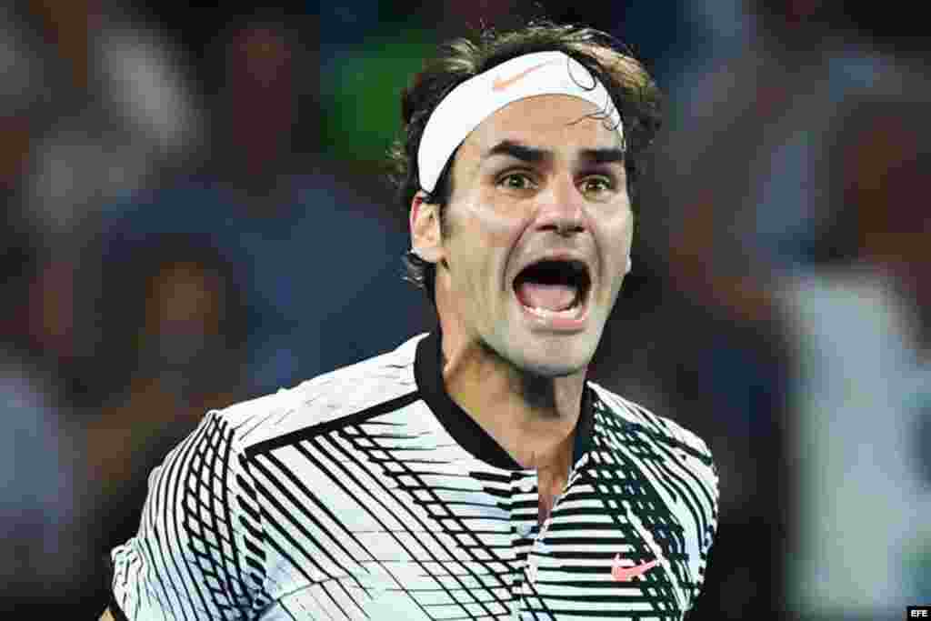 Roger Federer, de Suiza, reacciona después de ganar el partido final de individuales masculinos contra Rafael Nadal, de España, en el Abierto de Australia, el 29 de enero de 2017. Federer ha ganado 18 Grand Slam, más que ningún otro tenista en el mundo. 