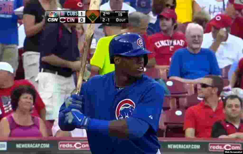 El jardinero derecho de los Chicago Cubs Jorge Soler (Habana, 1992), batea para .292, con 26 hits en 89 turnos al bate en su corta carrera en las Grandes Ligas, que comenzó en 2013. Soler ha bateado 8 dobles, 1 triple y 5 cuadrangulares en las Mayores. 